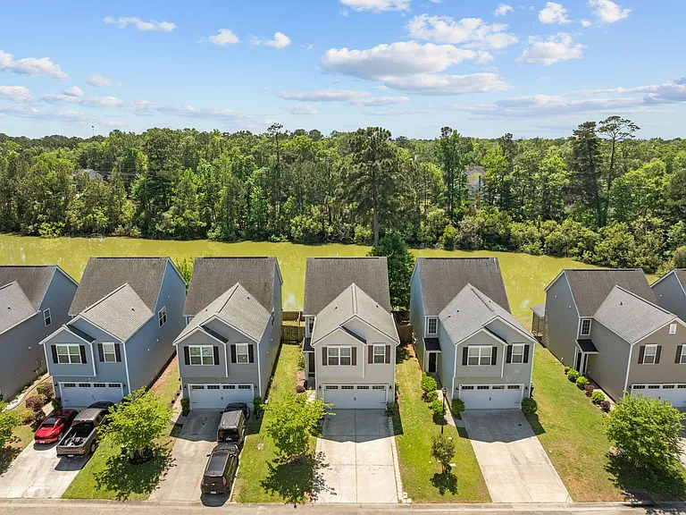 8988 Cat Tail Pond Rd — Photo 43