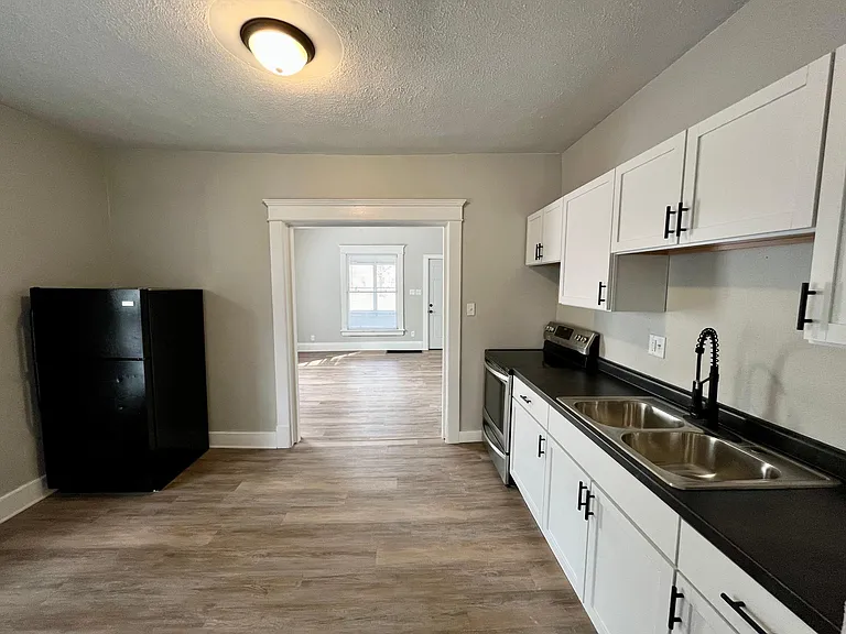 532 N Scott St #1 — Photo 7