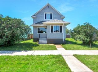 1121 Cedar Ave, Superior, WI 54880