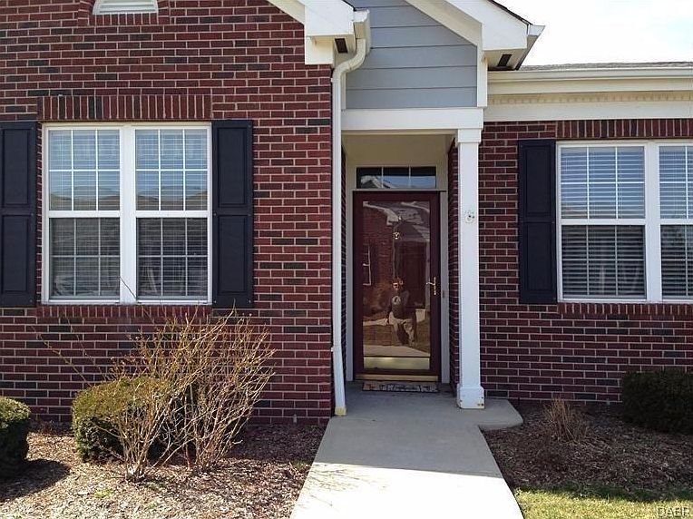 1st image of 3062 Willowbrook Way