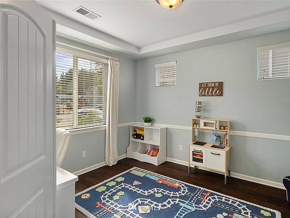 3rd image of 1759 Eagle Nest Place SE