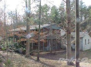 10 Blacks Run, Goshen, VA 24439
