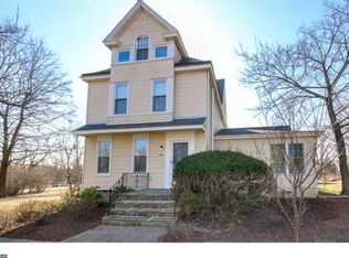 46 Maple Ln, Newtown, PA 18940