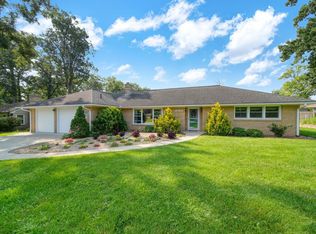 1815 Shoemaker Dr, Jackson, MI 49203