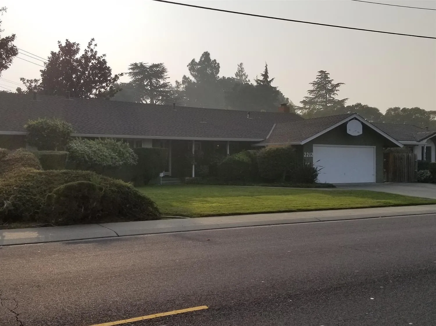 2212 Meadow Ave photo 1