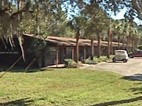 2nd image of 24700 State Road 60 E #301