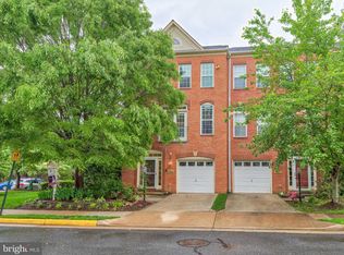 13603 Red Squirrel Way, Herndon, VA 20171