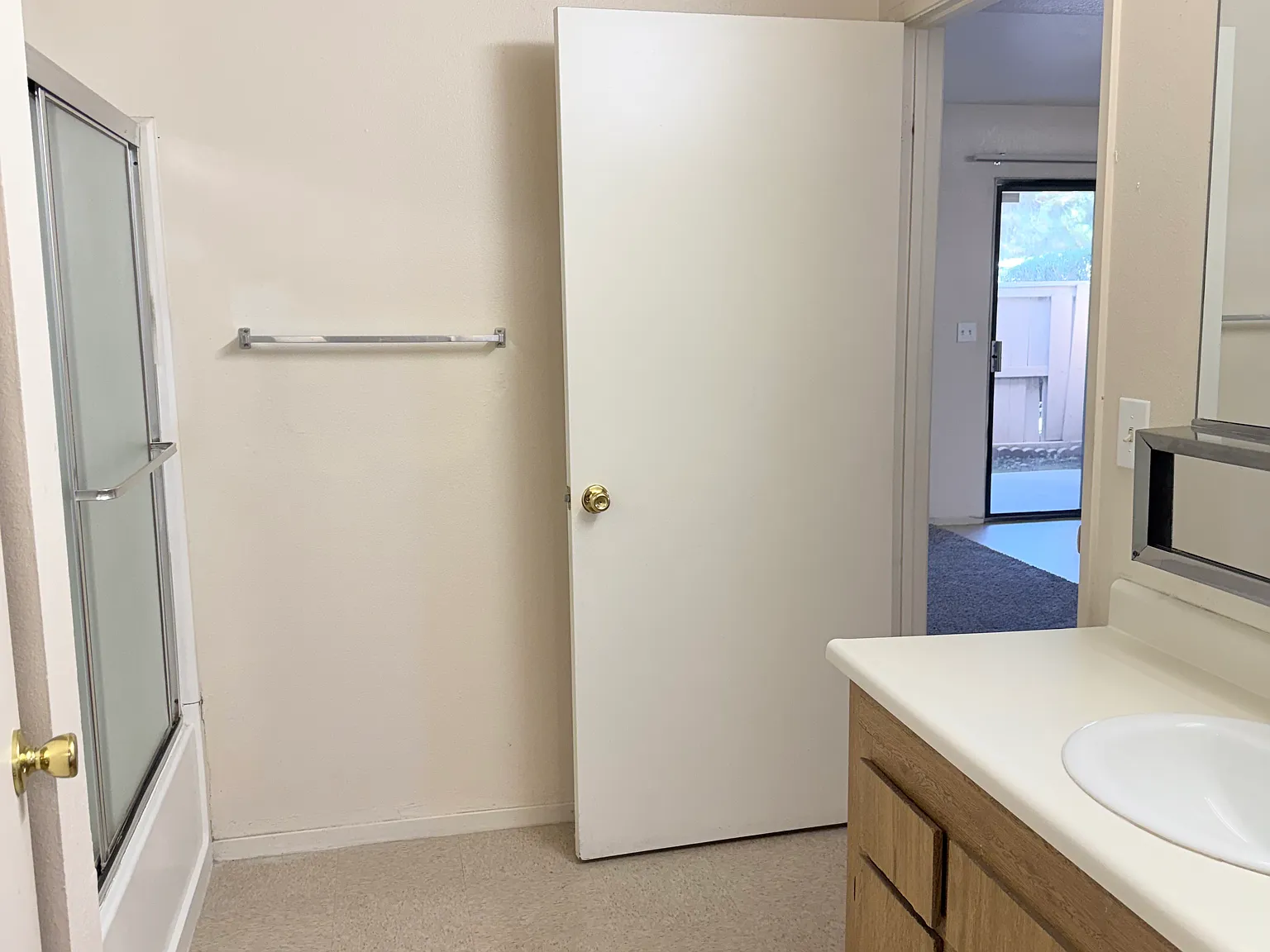 WESTMARC APARTMENT HOMES — Photo 3
