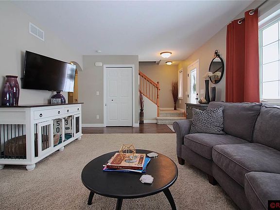 5th image of 188 Creekside Dr
