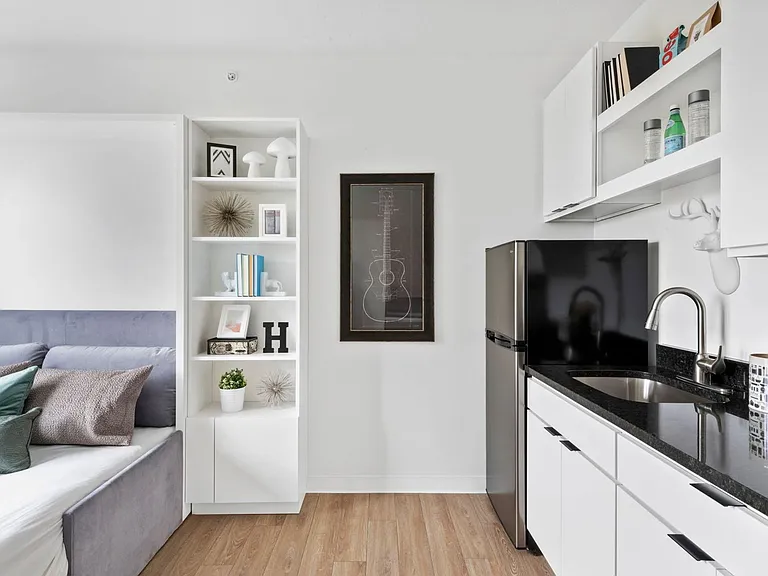 Trademark Apartments — Photo 8