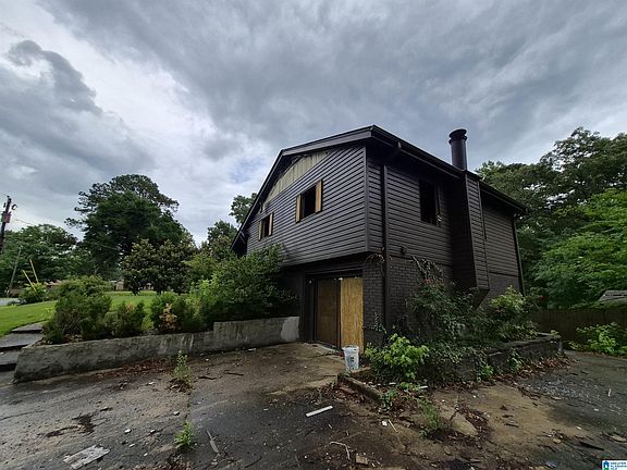 2nd image of 529 Tambay Dr