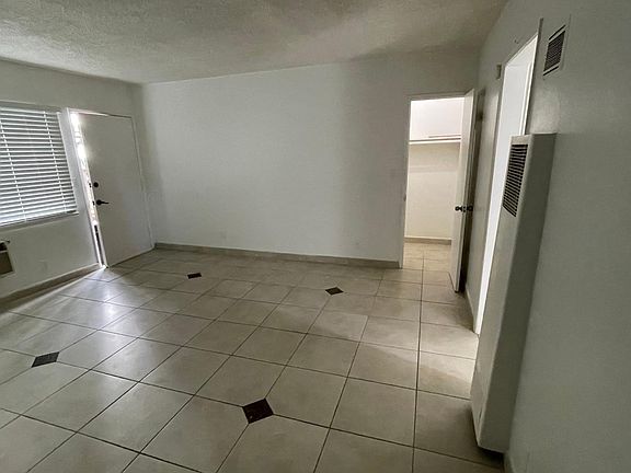 2nd image of 6146 Hazelhurst Pl #5
