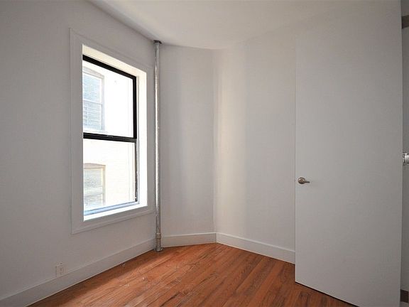 2nd image of 452 W 164th St APT 32
