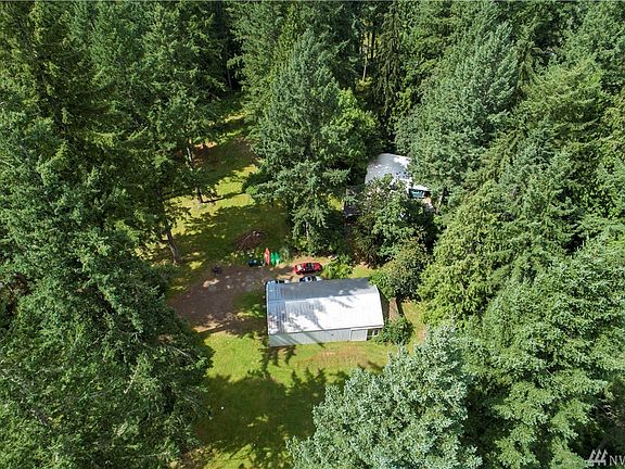 4th image of 1719 282nd Ave NE