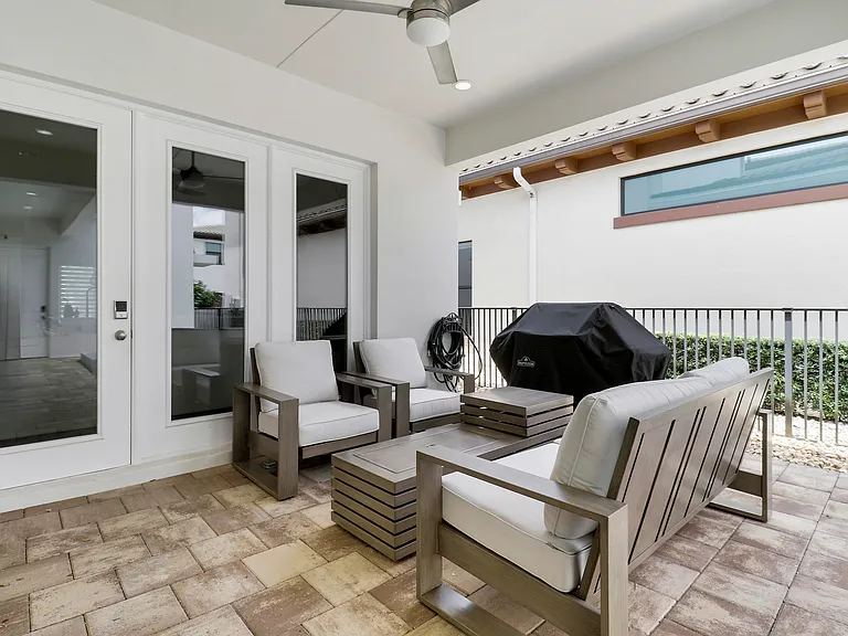 5029 Grandiflora Rd — Photo 35