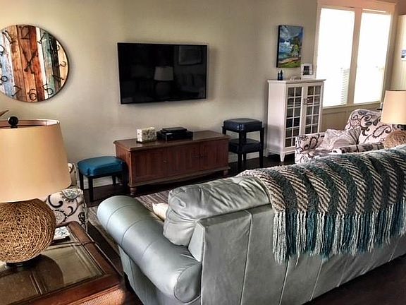 2nd image of 306 Sailhouse Way