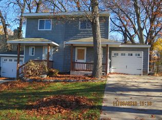 2212 Fern Ln, Mound, MN 55364