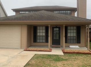 326 Millcreek Rd, Lafayette, LA 70508