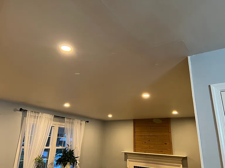 Recess Lights that are dimmable - added recently to the front room