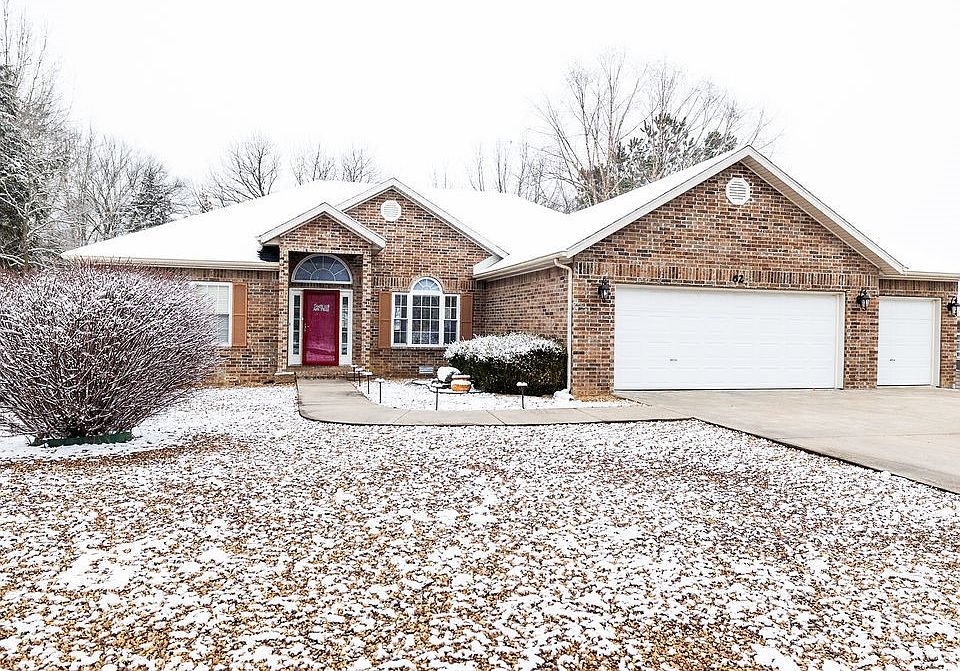 1st image of 62 Oniell Cir