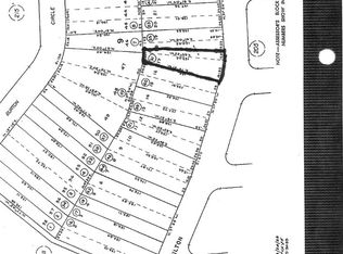 1 Wilton Dr #17-18, Cambria, CA 93428