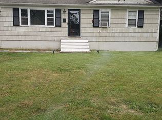 22 Hovenkamp Ave, Nanuet, NY 10954