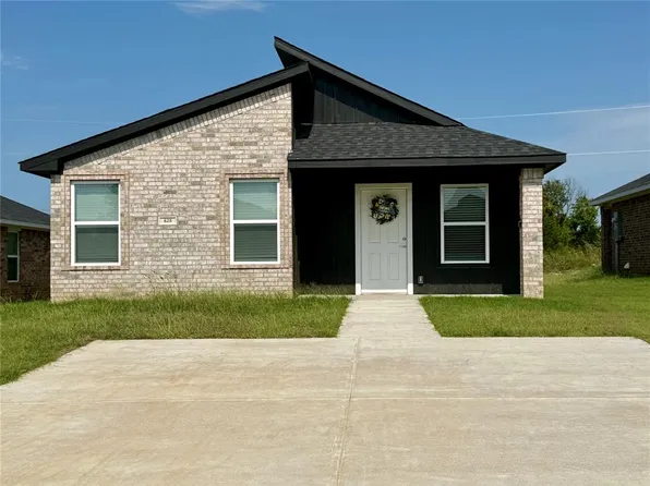 828 Elm St, Seminole, OK 74868