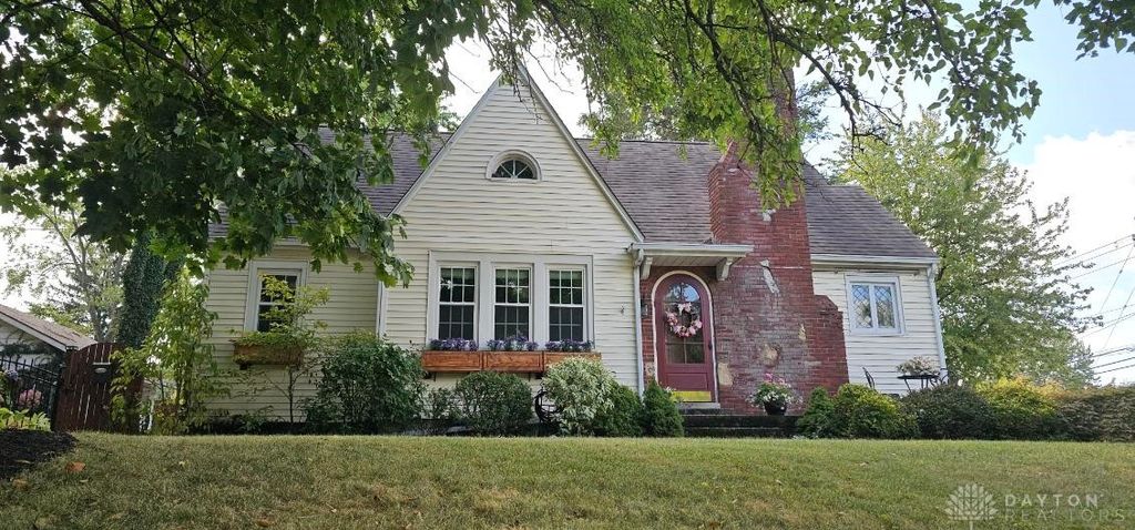 Real estate listing image