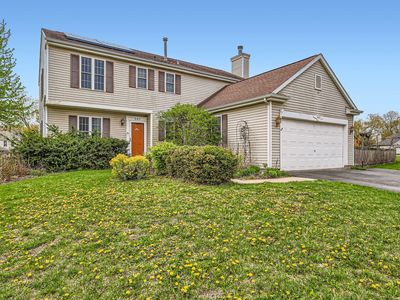 885 Royal Glen Dr, Cary, IL, 60013