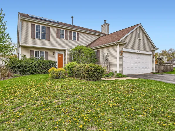 885 Royal Glen Dr, Cary, IL 60013