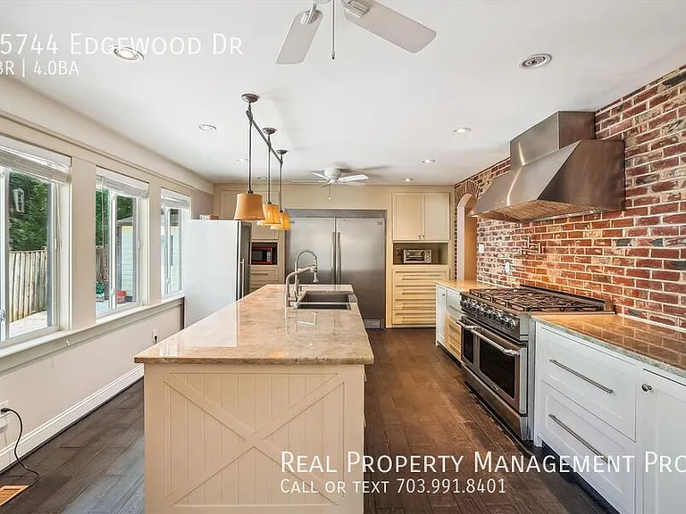 15744 Edgewood Dr — Photo 8