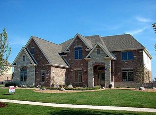 11071 Venezia Dr, Frankfort, IL 60423