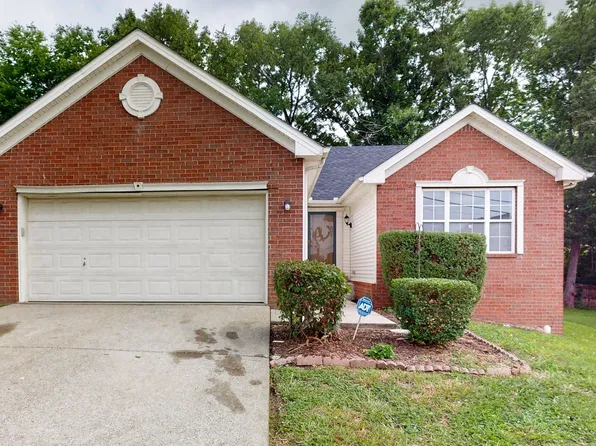 1236 Twin Circle Dr, Nashville, TN 37217
