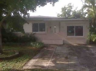 6424 Wiley St, Hollywood, FL 33023