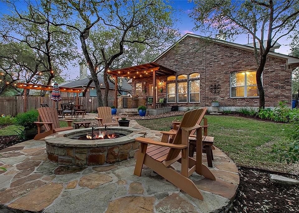 1st image of 8100 Alophia Dr