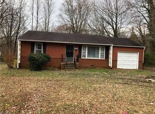 420 E Presnell St, Asheboro, NC 27203