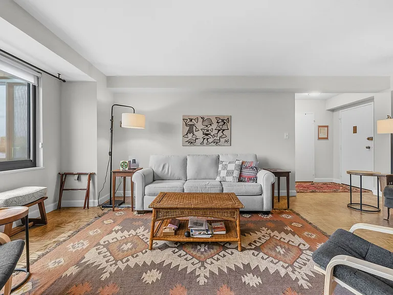 5410 Connecticut Ave NW #811A — Photo 6