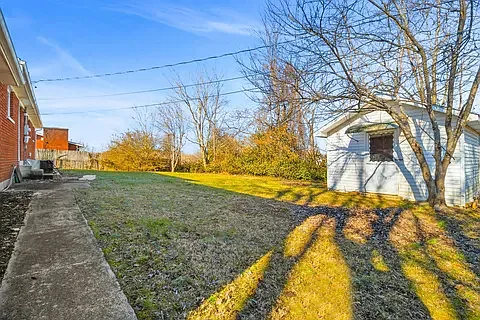 174 Redbird Ln — Photo 4