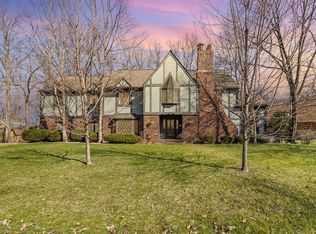 4898 W 84th Ter, Crown Point, IN 46307