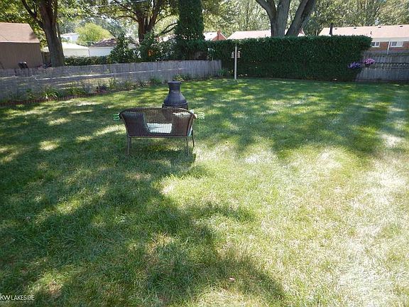 3rd image of 22948 Allor St