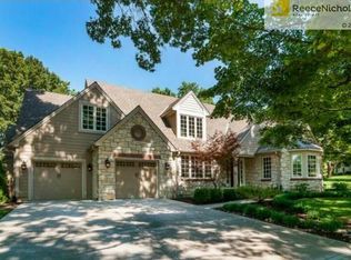 8305 Meadow Ln, Leawood, KS 66206