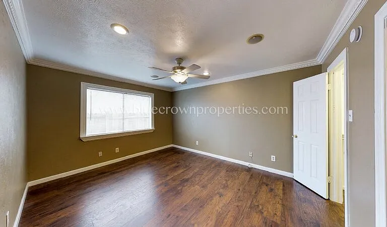 10239 Catalpa Rd — Photo 28