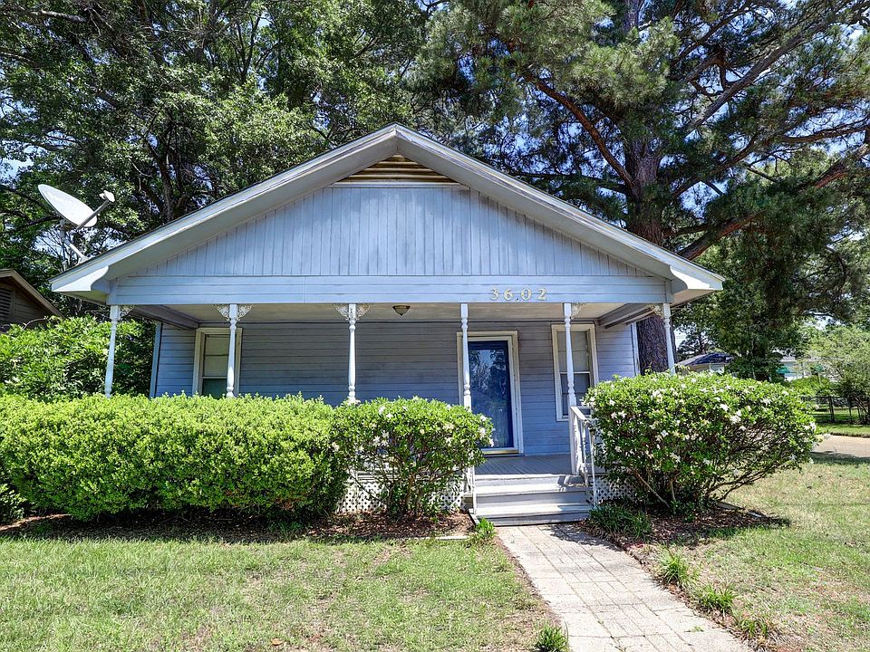 2nd image of 3602 Main St