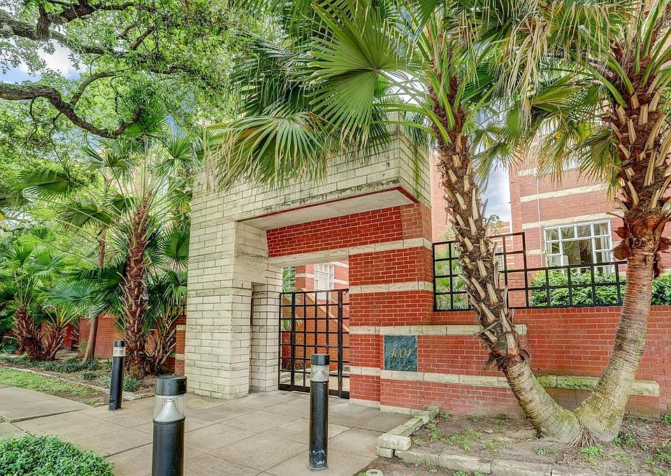 1st image of 4004 Montrose Blvd APT 19D