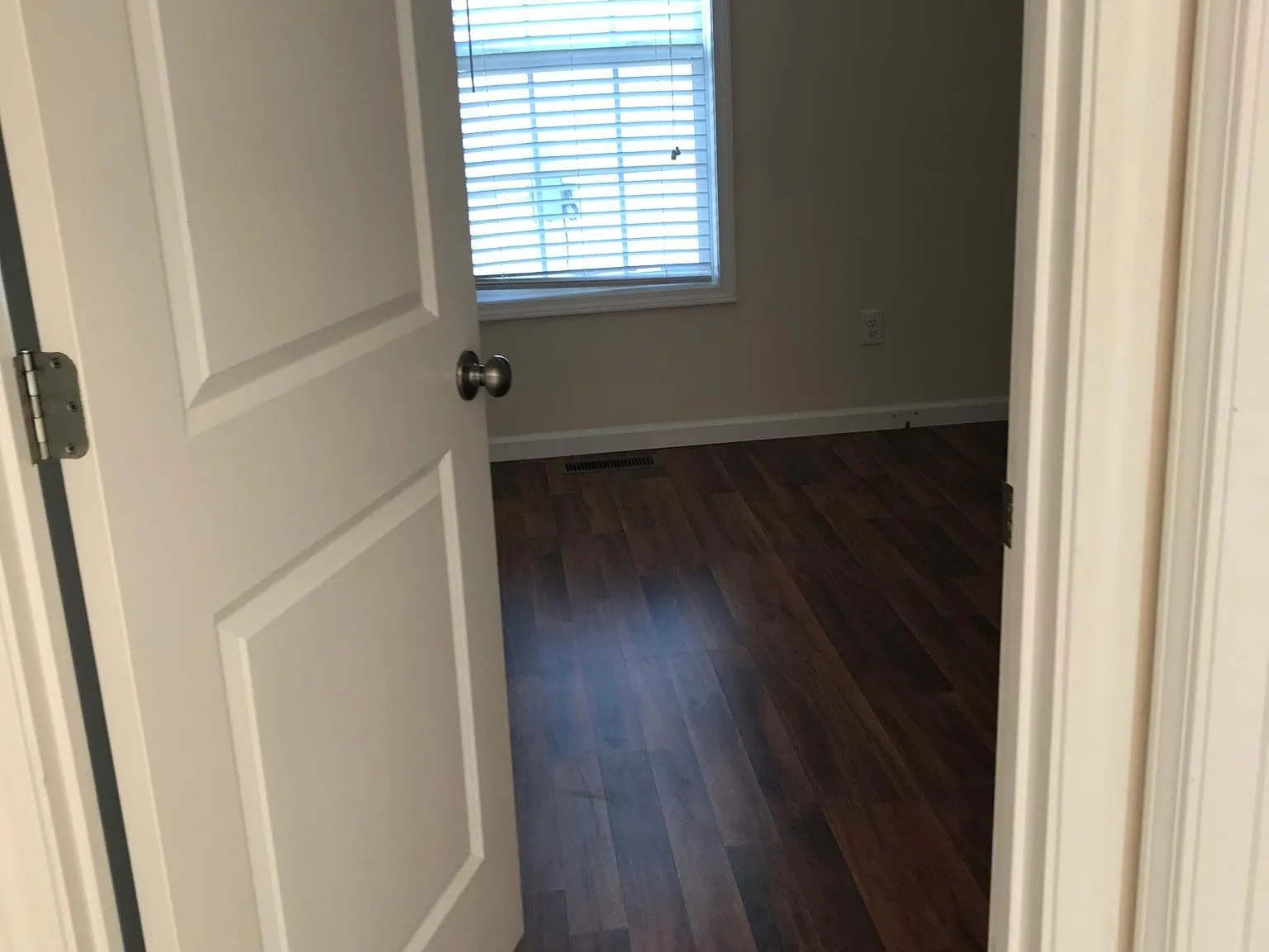 3 bed, 1600 sqft, $1,700 — Photo 1