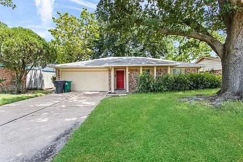 5427 Bungalow Ln Photo 1