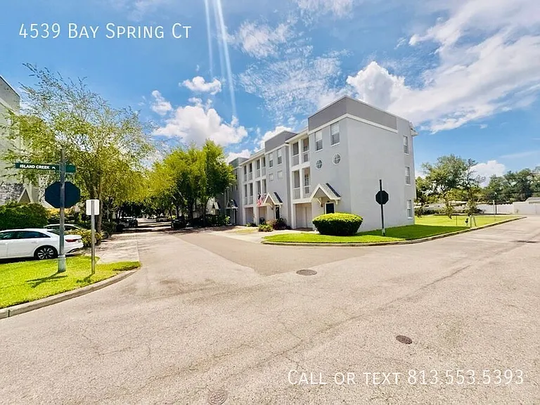 4539 Bay Spring Ct — Photo 5