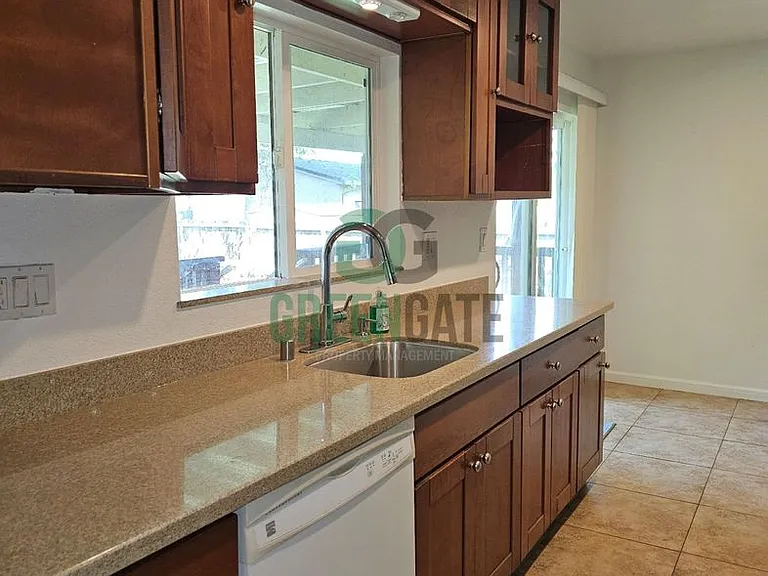 115 E Emerson Ave — Photo 9