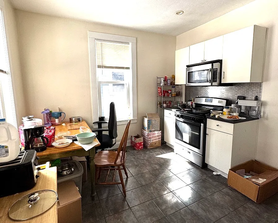 106 Hyde Park Ave #1