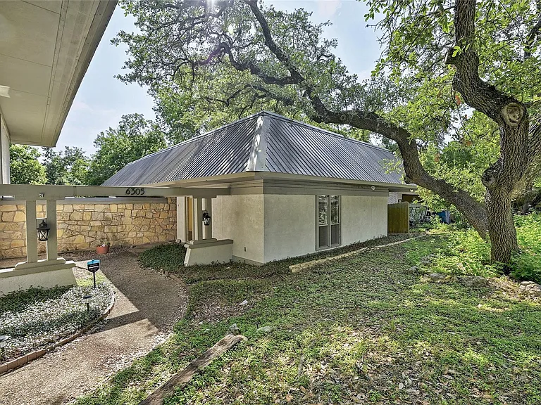 6305 Shadow Valley Dr #A — Photo 3